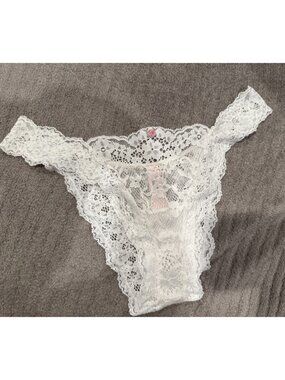 VICTORIA'S SECRET L IVORY DREAM ANGELS WIDE STRING  THONG PANTIES COTTON NWT